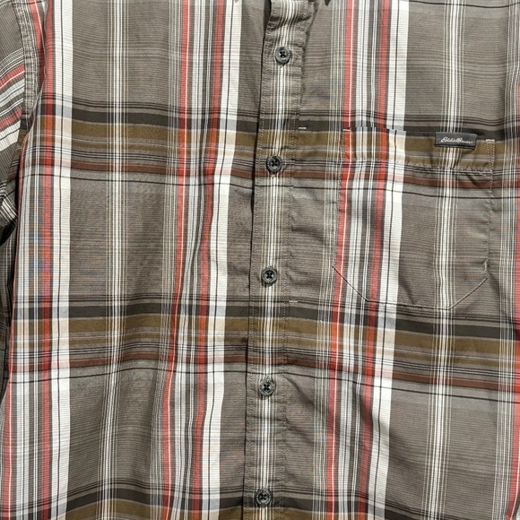 Eddie Bauer Classic Fit short sleeve cotton blend plaid button down shirt size L - Picture 9 of 16